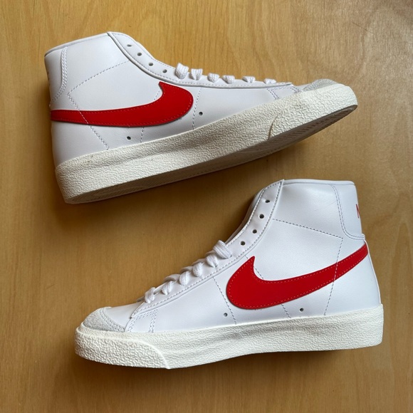 Size 6.5 Womens Nike Blazer Mid '77 Shoes New - Picture 3 of 8